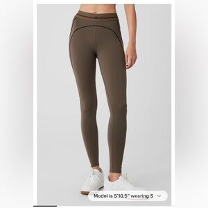 Alo Airbrush Heart Throb Leggings - Olive